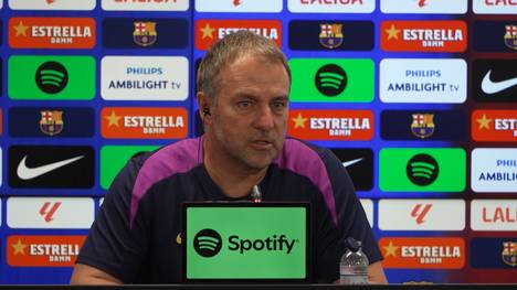 Hansi Flick will seinen Vertrag beim FC Barcelona um ein weiteres Jahr bis 2028 verlängern. Das hat der ehemalige Bundestrainer am Dienstag klargestellt - und sich zwei große Ziele gesetzt