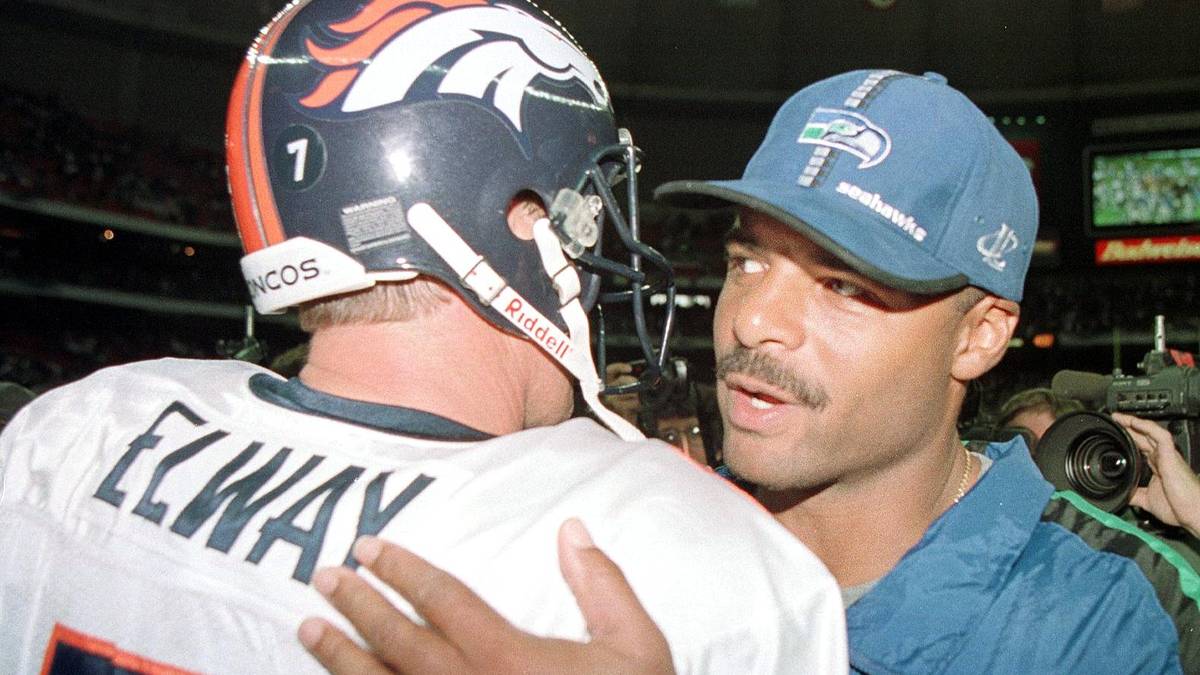 Rang 10 - WARREN MOON (r.) (Houston Oilers, Minnesota Vikings, Seattle Seahawks, Kansas City Chiefs, 49.325 Passing Yards)