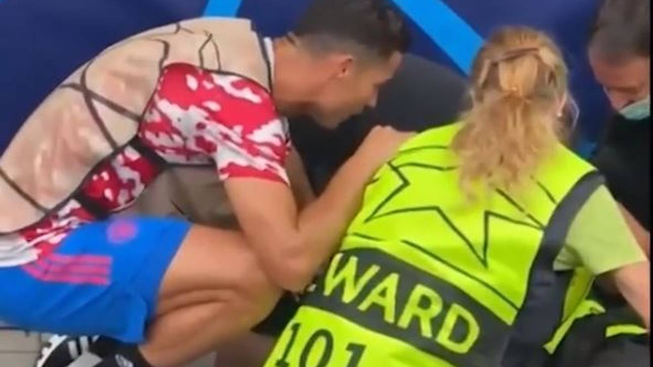 Ronaldo streckt Ordnerin nieder – dann Rekord