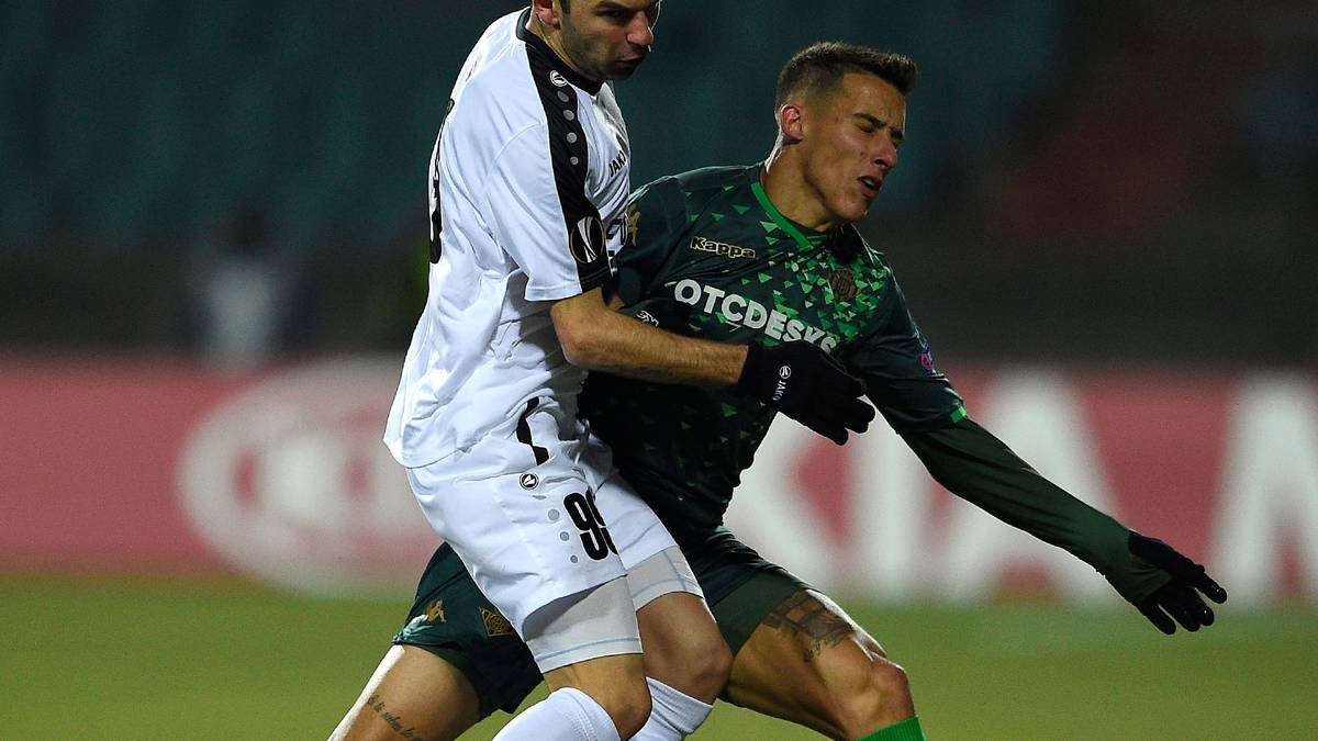 Danach folgte eine Odysee durch Osteuropa. Zuletzt wechselte Kenia vom luxemburgischen Verein F91 Düdelingen zurück in seine Heimat zum FC Saburtalo. In Georgien versucht er nun noch einmal sein vielleicht letztes Glück im Profifußball zu finden