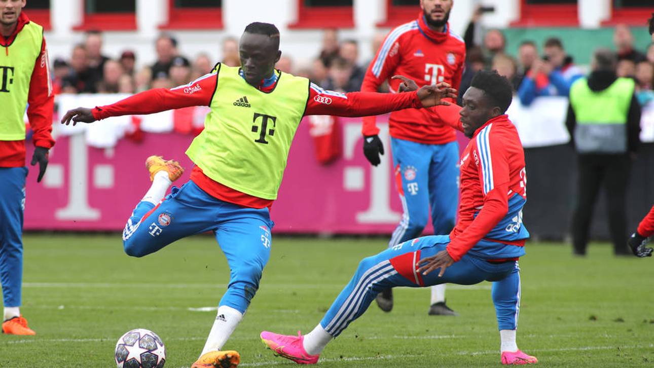 Fans feiern Mané bei Tuchel-Premiere