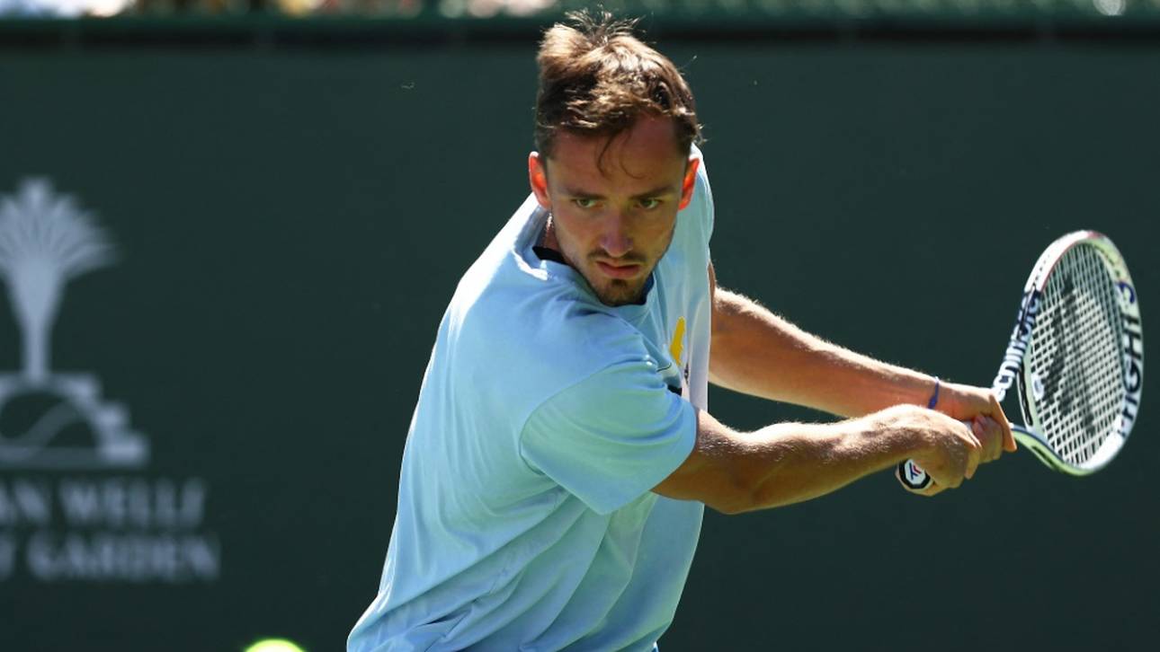 Medvedev holt ersten Sieg als Nummer eins