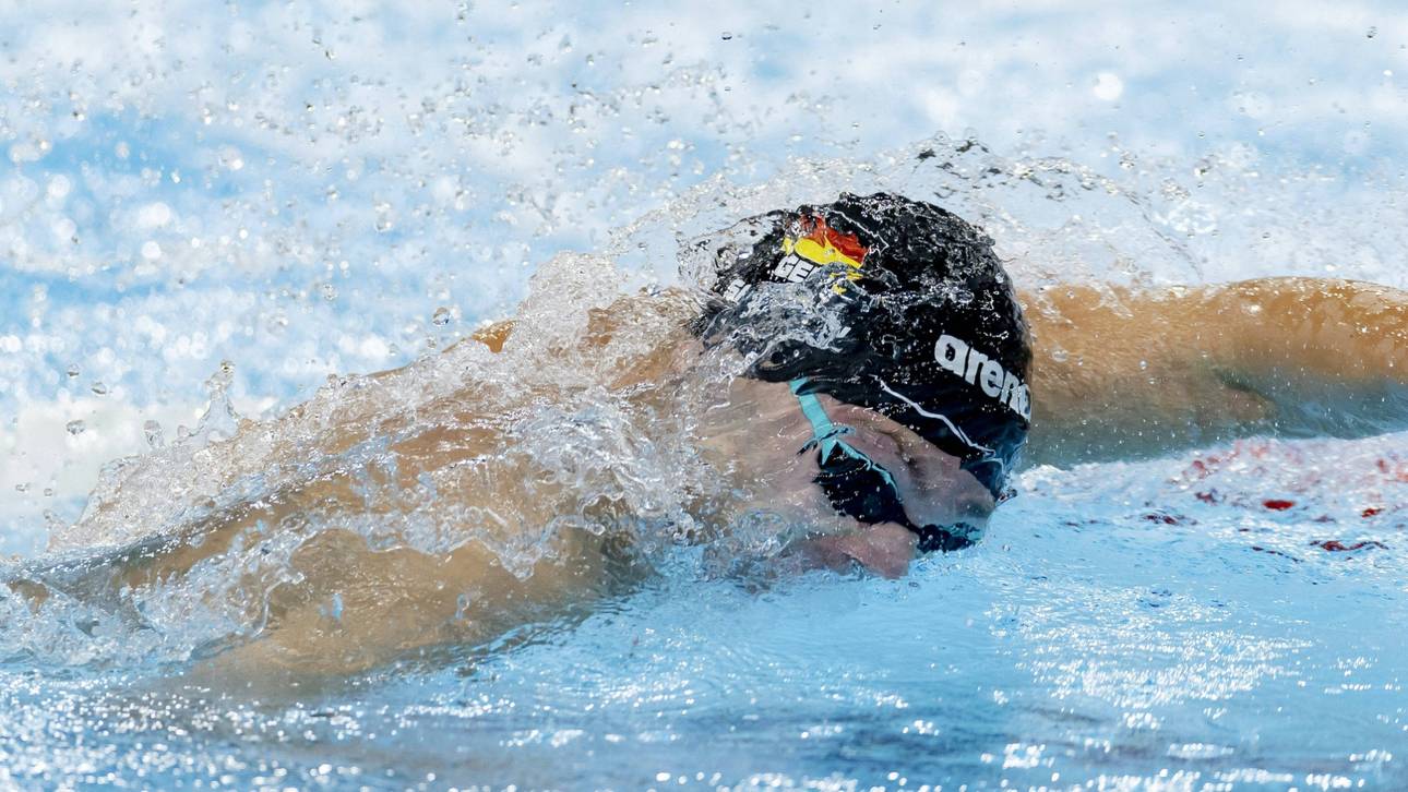 Salchow schwimmt ins Halbfinale