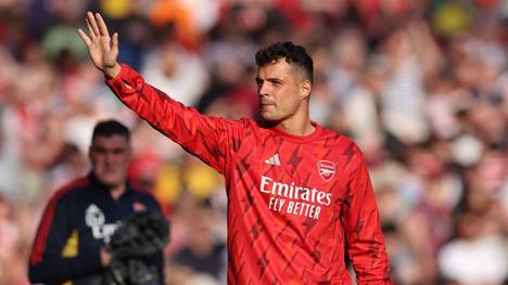 Granit Xhaka setzt sich und dem Fußball-Bundesligisten Bayer Leverkusen sofort hohe Ziele. Bayer gehöre „ganz nach oben“.