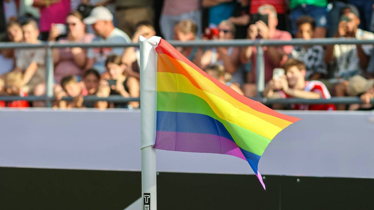 Urban dämpft Erwartungen an Gruppen-Coming-out