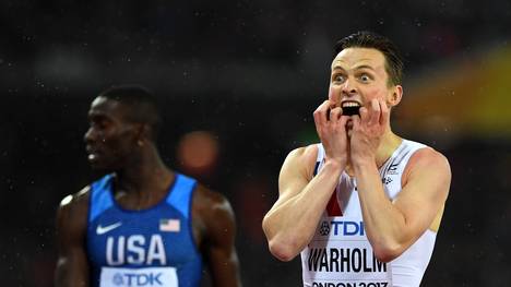 Karsten Warholm gewann bei der Leichtathletik-WM Gold über 400 Meter Hürden