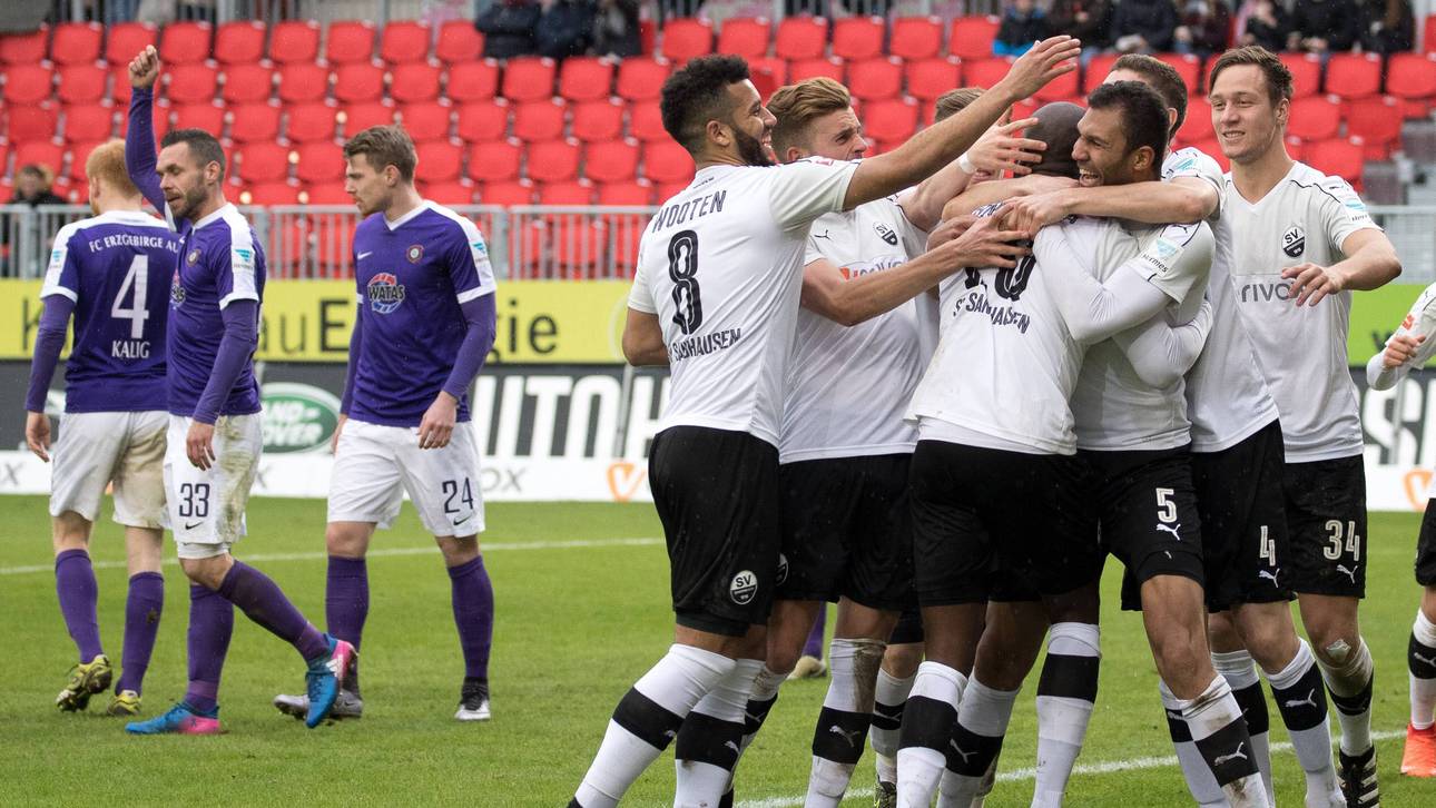 Sandhausen setzt sich oben fest