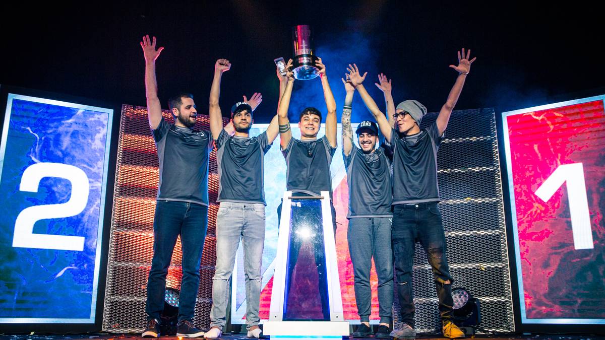 1. Platz: SK Gaming nahm im Verlauf des letzten Jahres an 11 Events teil und konnte davon ganze 8 gewinnen. Damit sind die Brasilianer das beste Team der Welt