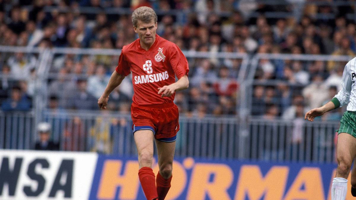 PLATZ 4: Morten Olsen (1. FC Köln) - 39 Jahre, 6 Monate, 18 Tage - Der 1. FC Köln war die letzte Profistation des dänischen Liberos, als Torjäger glänzte er in 80 Bundesligaspielen nicht unbedingt. In seiner letzten Saison markierte er beim 3:1 In Bochum im März 1989 sein zweites und zugleich letztes Tor