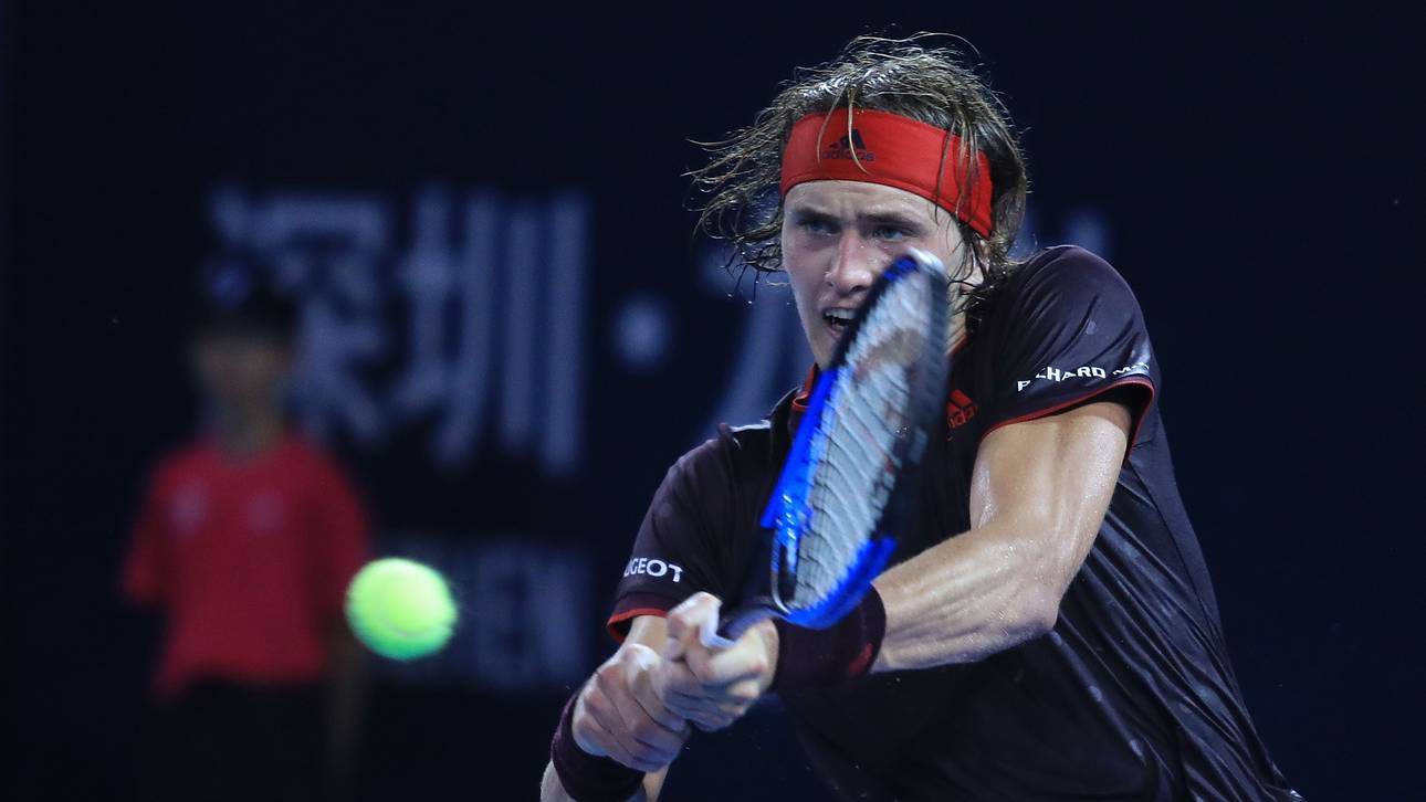 Zverev kämpft sich in China durch