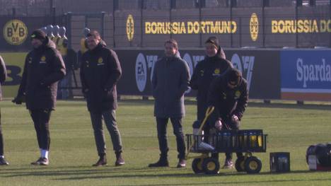 Nach der Schlappe in Bochum muss sich der BVB gegen Sporting Lissabon wieder zeigen. Die Laune beim Training scheint jedoch, trotzdem stehen die Spieler diesmal unter besonderer Beobachtung.