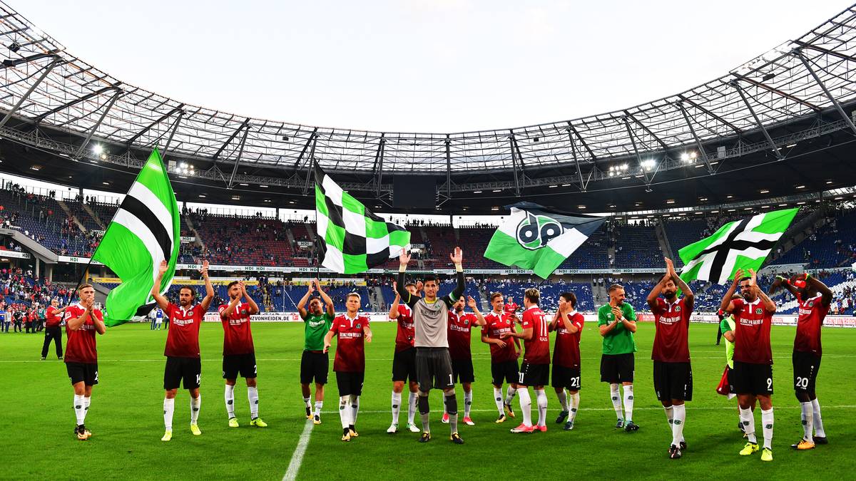 HANNOVER 96: 30 Spieler im Schnitt 25,7 Jahre, 13 Legionäre