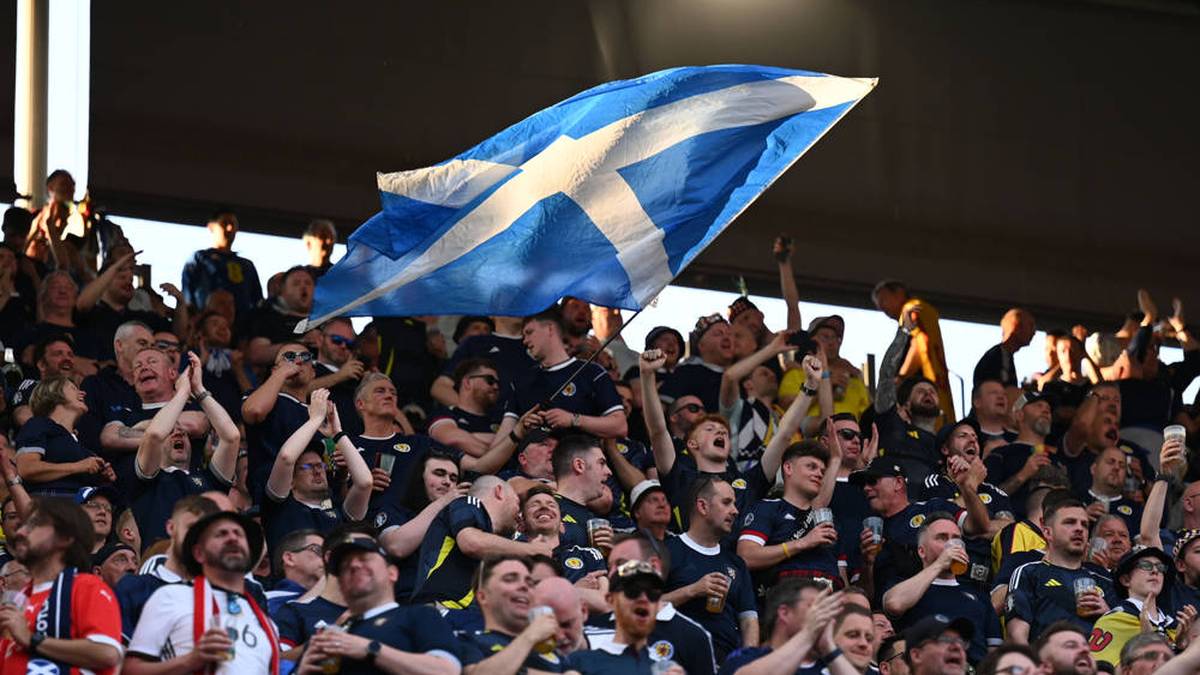 Die schottischen Fans kritisieren die An- und Abreise zu den EM-Spielen