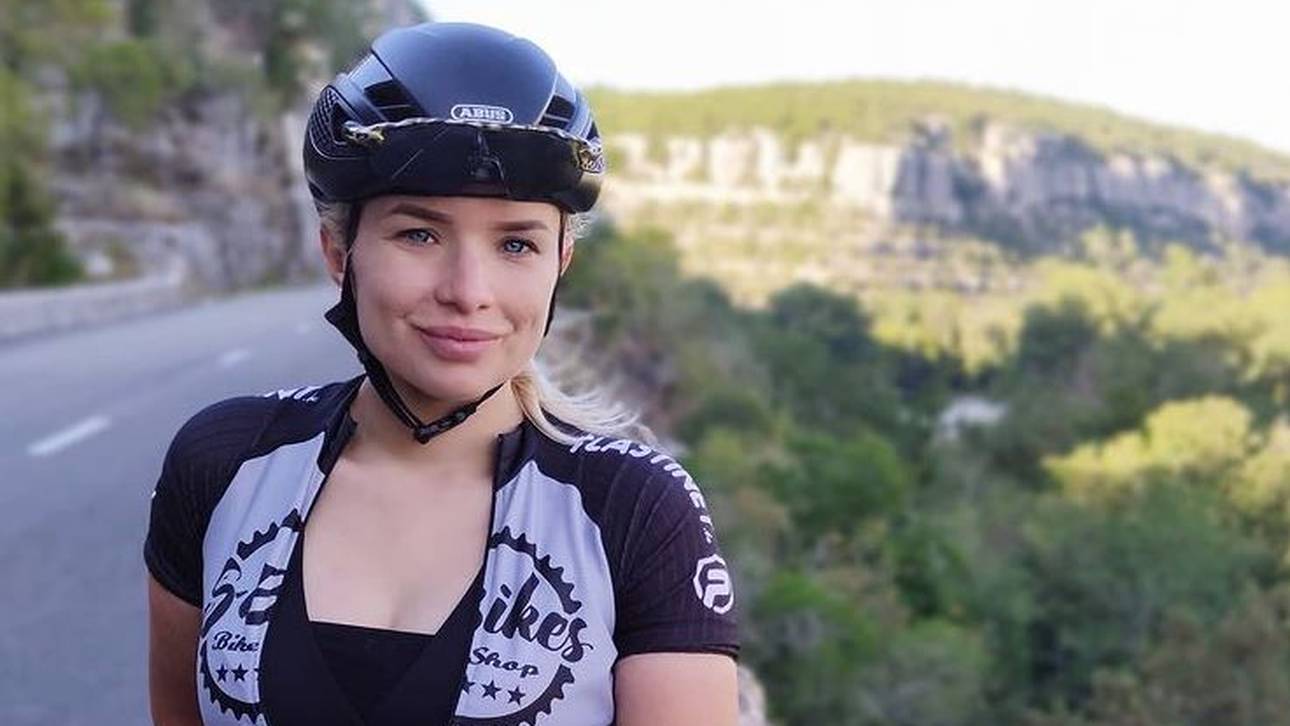 Nacktfotos: Ex-Fahrerin verliert Job