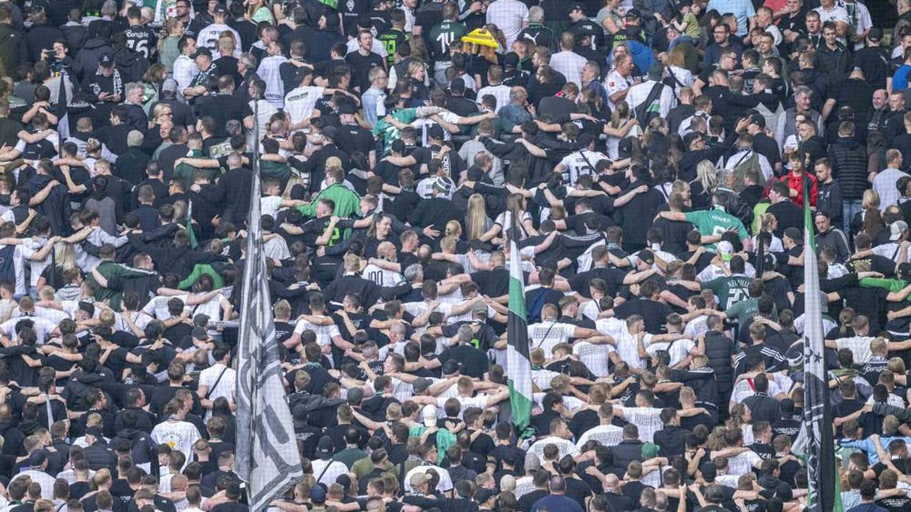 Die Fans von Borussia Mönchengladbach haben während des Spiels gegen den BVB ihrer Mannschaft den Rücken gezeigt