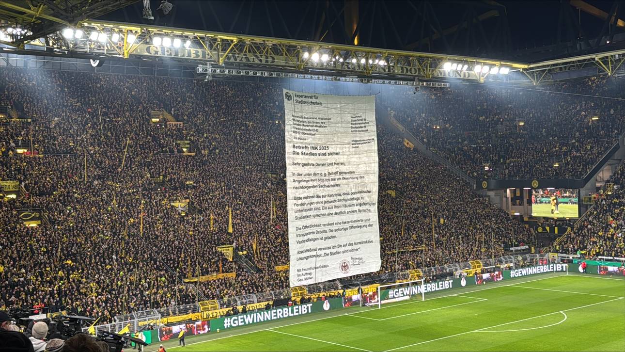 Riesiger Brief im BVB-Stadion