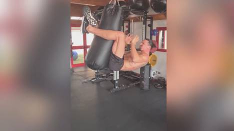 Dass Zlatan Ibrahimovic auch mit 40 Jahren noch eine Maschine ist, ist klar. Nun schockte er aber mit einem extremen Workout auf Instagram.