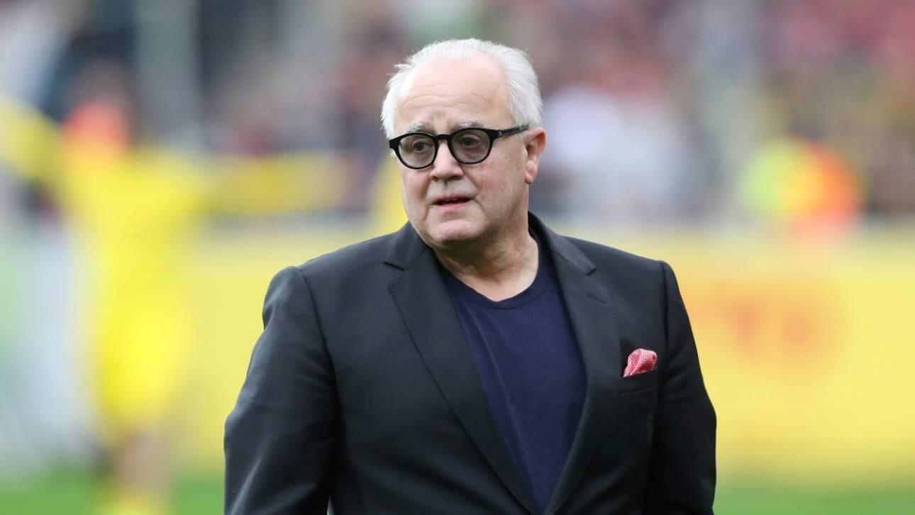 Delegation um Keller besucht Miniturnier-Auftakt der DFB-Frauen
