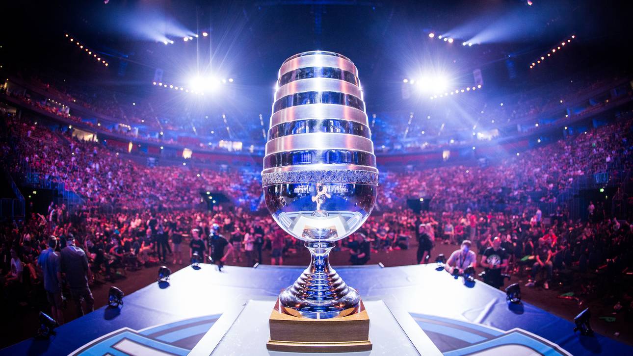 mouz will zur ESL One Cologne