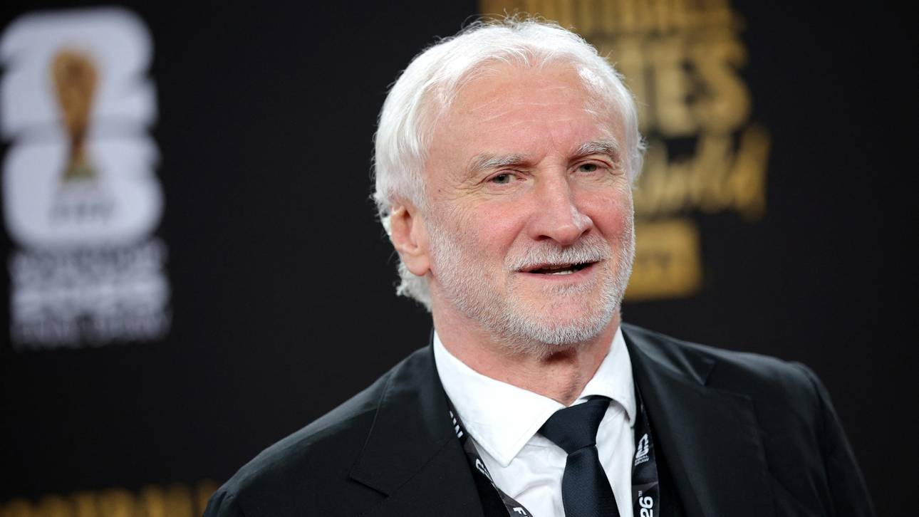 Völler legt sich wegen WM-Kader fest