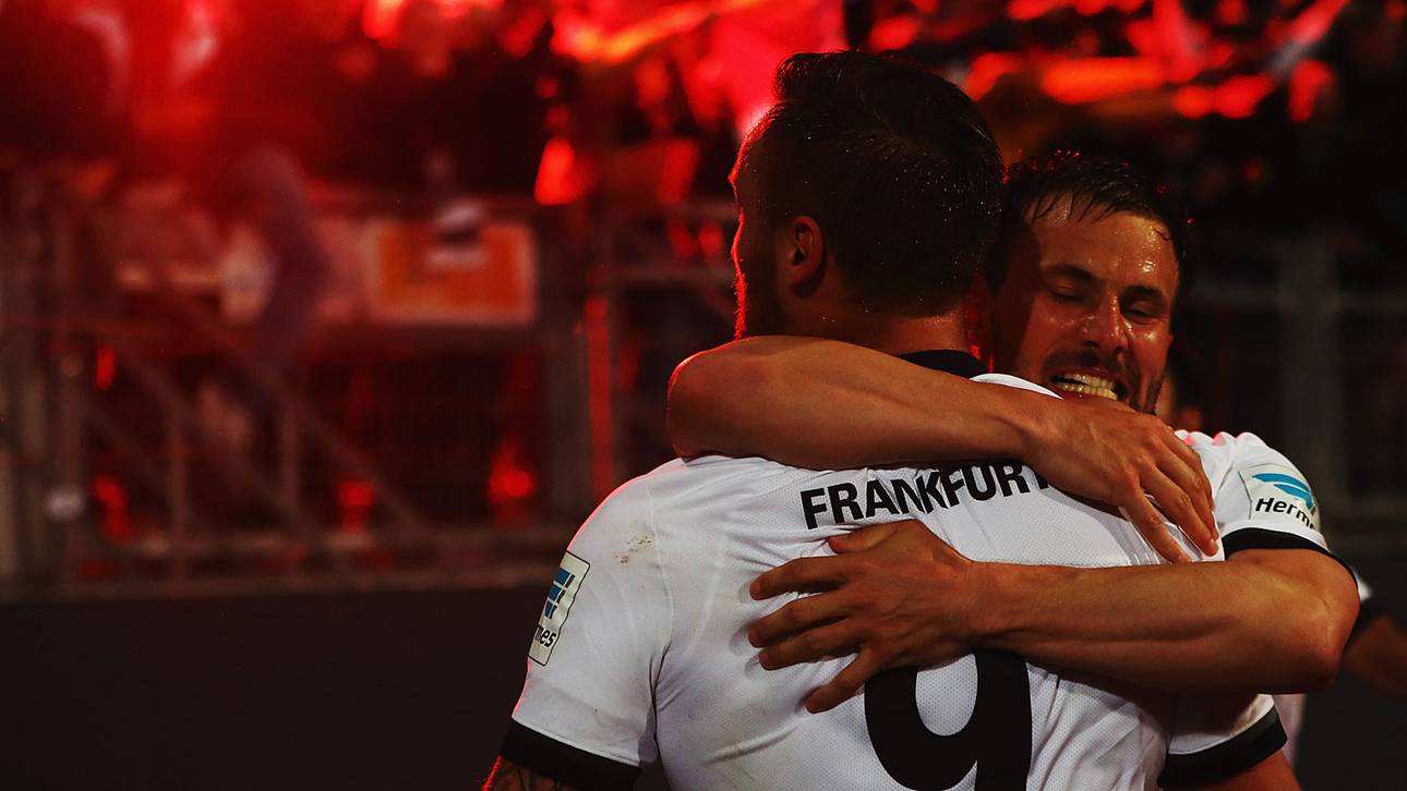 Die Geächteten retten die Eintracht