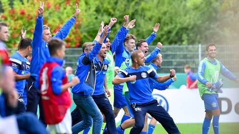 Der FC-Astoria Walldorf jubelt gegen Bochum