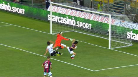 Lange sieht's nach einem souveränen Sieg für den FC Bologna im Duell mit Parma aus. Doch in der Nachspielzeit drehen die Gastgeber auf.