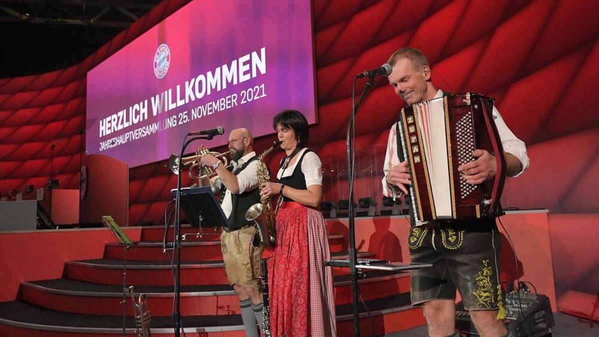 Blasmusik bei der JHV der Bayern