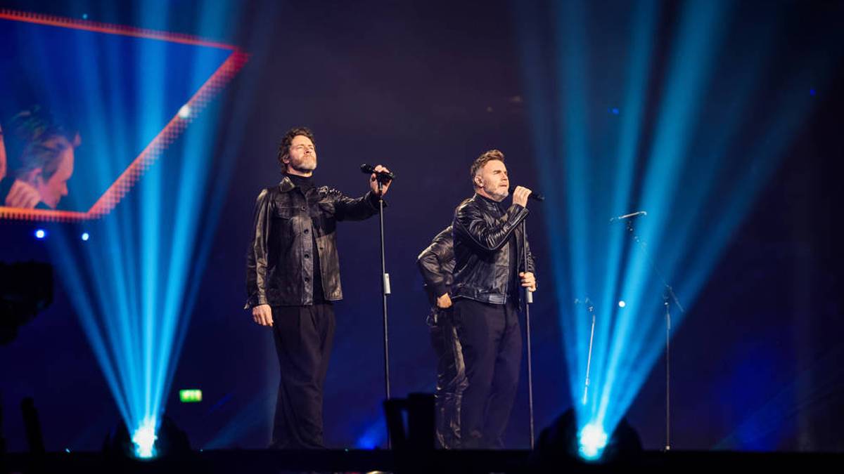 Für die musikalische Unterhaltung war mit diversen Bands natürlich auch gesorgt, so trat unter anderem die Boyband Take That im Rahmen der Präsentation auf.