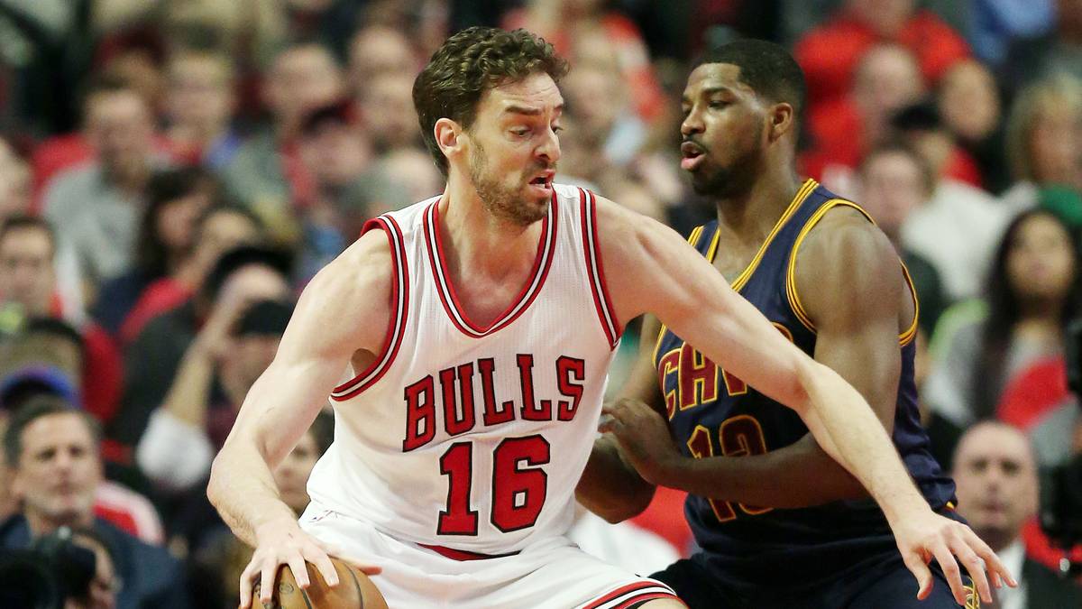 PAU GASOL (Chicago Bulls): Der große Spanier erlebt von Kobe Bryant befreit 2014/15 eine Renaissance. Eine richtig gute Debütsaison in Chicago krönt der 35-Jährige mit einer sensationellen EM und der MVP-Trophäe. Die NBA-Finals und Olympia 2016 sind seine letzten großen Ziele