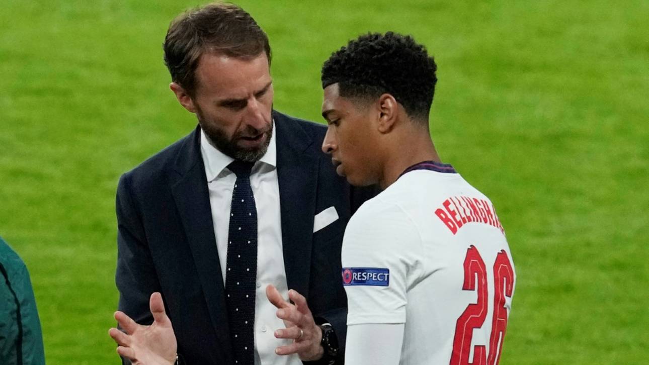 Three Lions mit zwei Neulingen