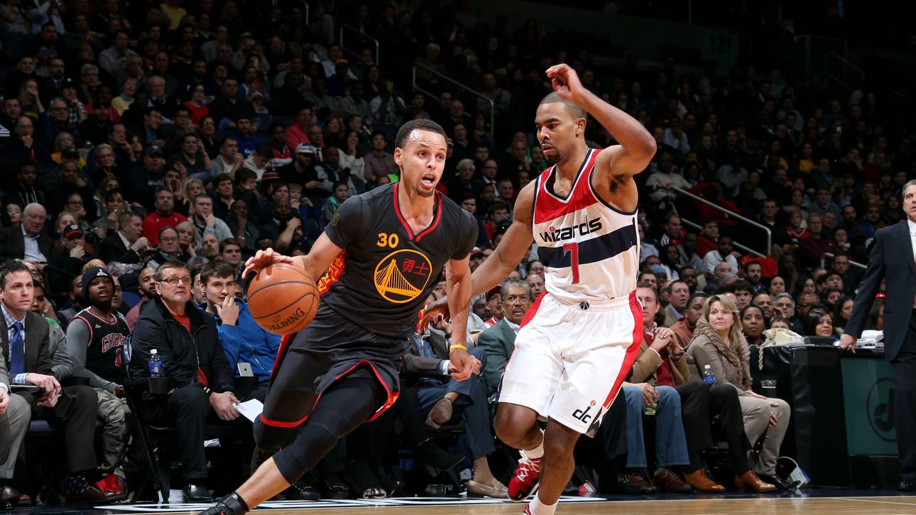 Curry mit Gala beim Comeback