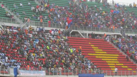 Die FIFA hat den Familien und Angehörigen der Menschen, die bei der Tragödie in Kamerun ihr Leben verloren haben, ihr „Mitgefühl“ ausgesprochen.