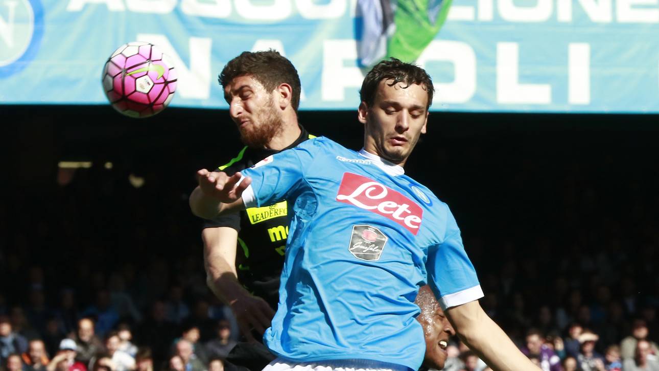 Schalke offenbar heiß auf Napoli-Star