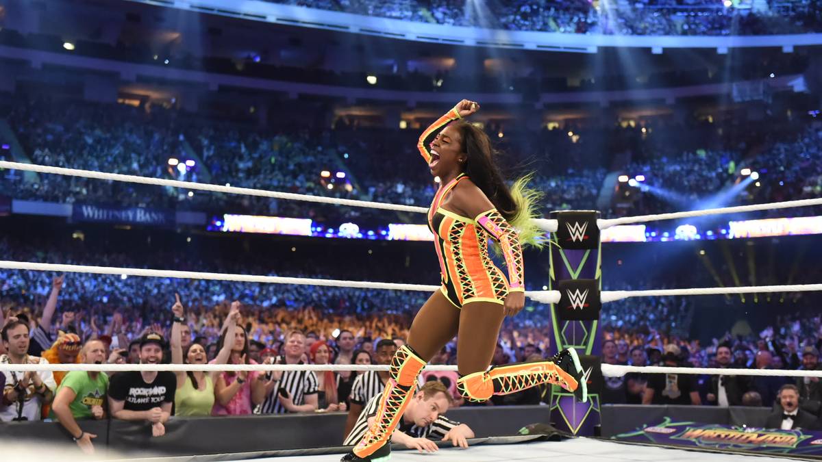 Zum Abschluss des Vorprogramms gewinnt Naomi die erste Frauen-Battle-Royal bei WrestleMania