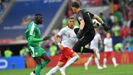 Auch Polen mit Bayern-Star Robert Lewandowski verpatzt mit dem 1:2 gegen Senegal den WM-Start