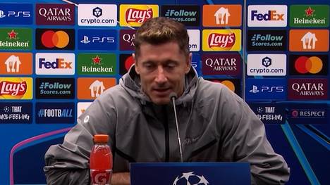 Robert Lewandowski ist nach seiner Verletzungspause zurück und fühlt sich fit. Der Vertrag des Stürmers läuft 2026 beim FC Barcelona aus und seine Zukunft ist weiterhin ungewiss.