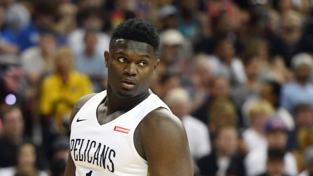 Nach einer Saison am College bei Duke meldete sich Williamson 2019 zum NBA-Draft an - und wurde an erster Position von den New Orleans Pelicans gezogen. Die Erwartungen in den Forward sind ebenso riesig...