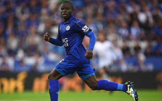 Offiziell Fc Chelsea Verpflichtet N Golo Kante Von Leicester City