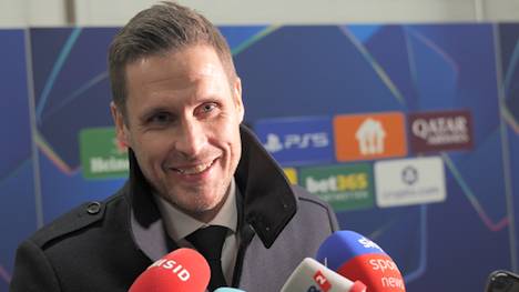 Sportdirektor Sebastian Kehl klärt über eine Szene von der BVB-Mitgliederversammlung auf, die im Netz heiß diskutiert wurde. 