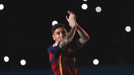 Lionel Messi hat mit dem FC Barcelona in der vergangenen Saison das Triple gewonnen