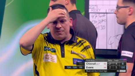 Ist das irre! Dave Chisnall verrechnet sich in einer der spannendsten Situationen dieser Darts-WM.