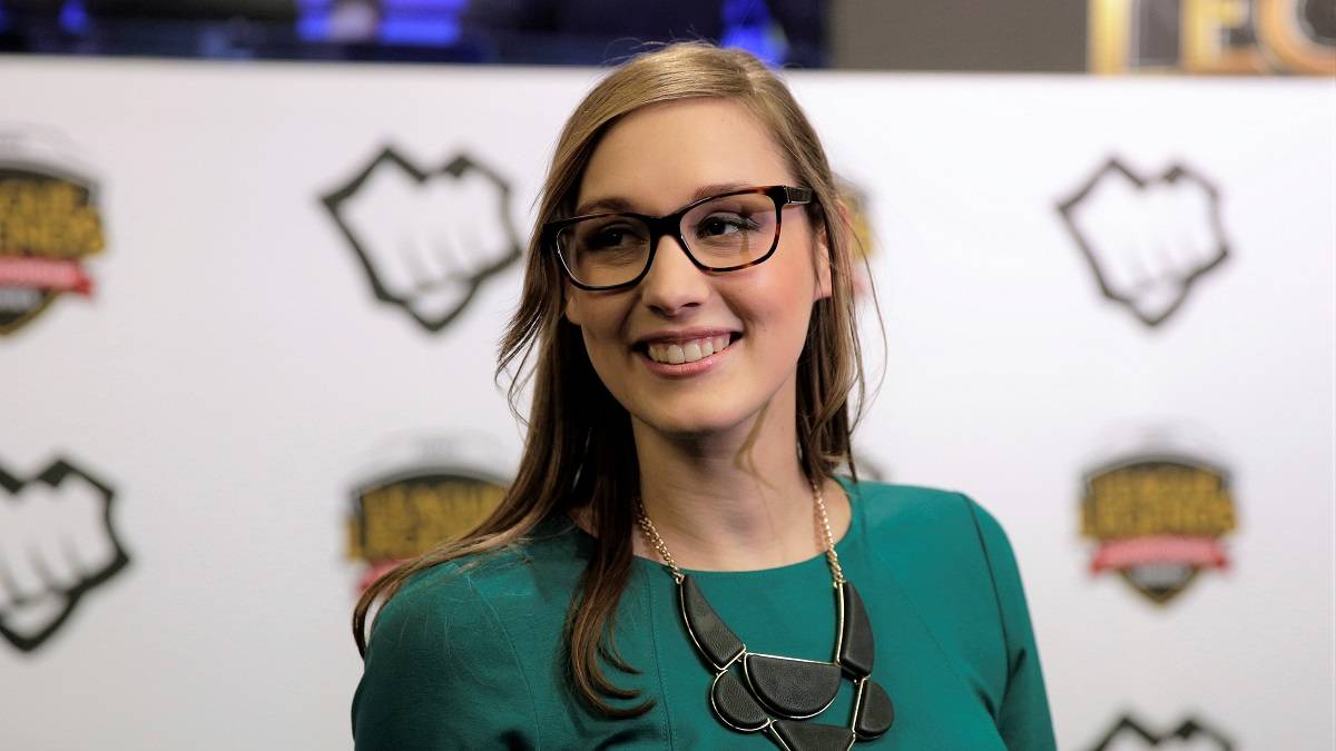 Eefje “sjokz” Depoortere findet jede Woche Zeit für die Fans.