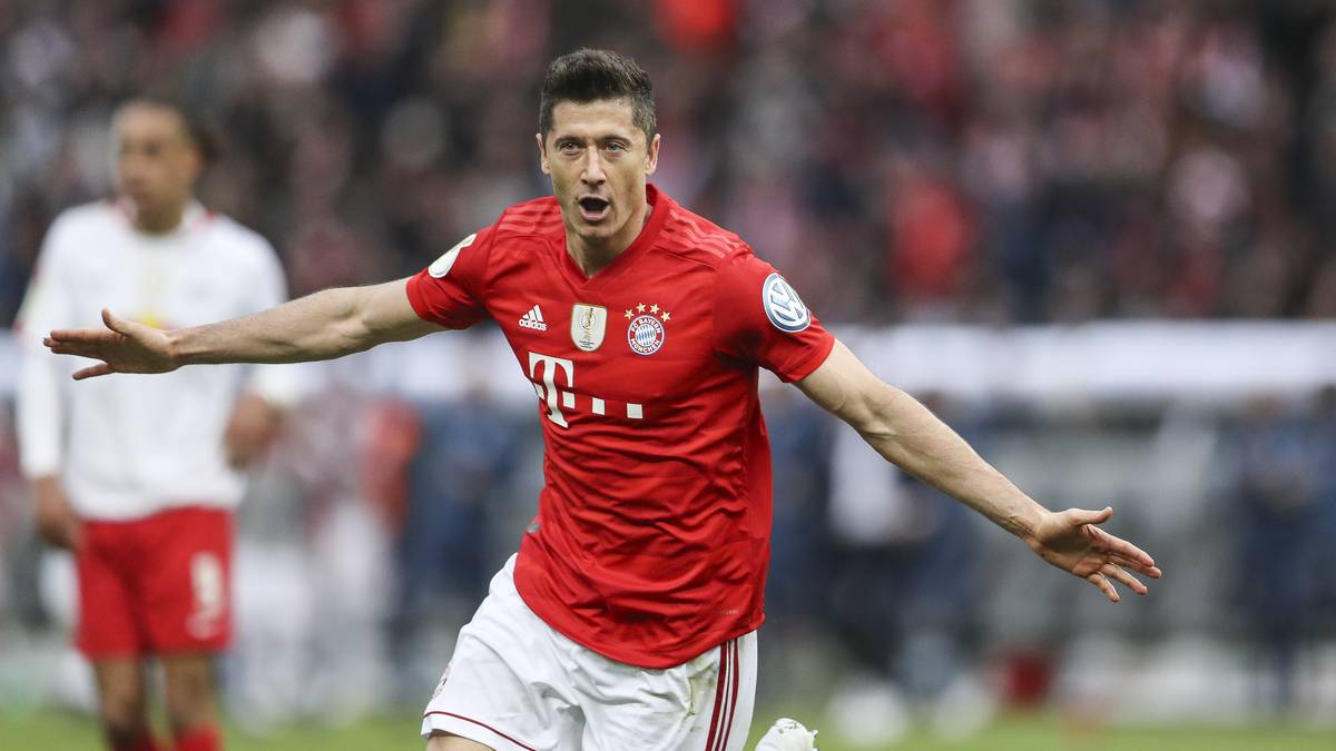 Hier herrscht Bedarf: Der Lewandowski-Ersatz ist mit Arp nicht wirklich hochkarätig, aber nachhaltig besetzt. Für die kurzfristige Zukunft wäre ein Ersatz-Knipser nicht fehl am Platz. Im offensiven Mittelfeld braucht es nach einem möglichen James-Abgang mehr Alternativen