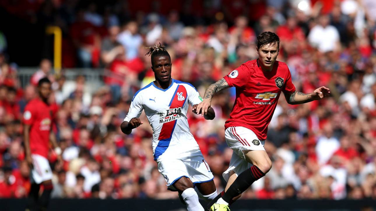 Abwehrstar verlängert bei United