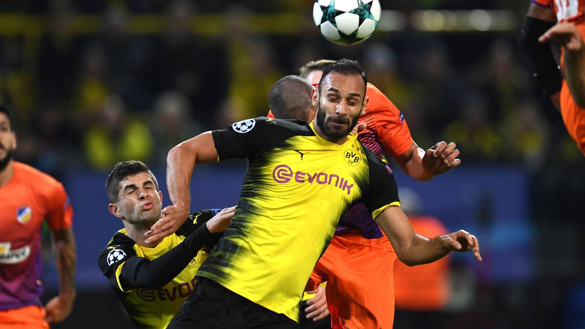 STEHT NEBEN SICH - ÖMER TOPRAK: Lange hat der BVB um den früheren Leverkusener gekämpft. Jetzt scheint es so, als sei Toprak im Abwehrzentrum völlig überfordert. Momentan das Gesicht der desolaten Dortmunder Defensive