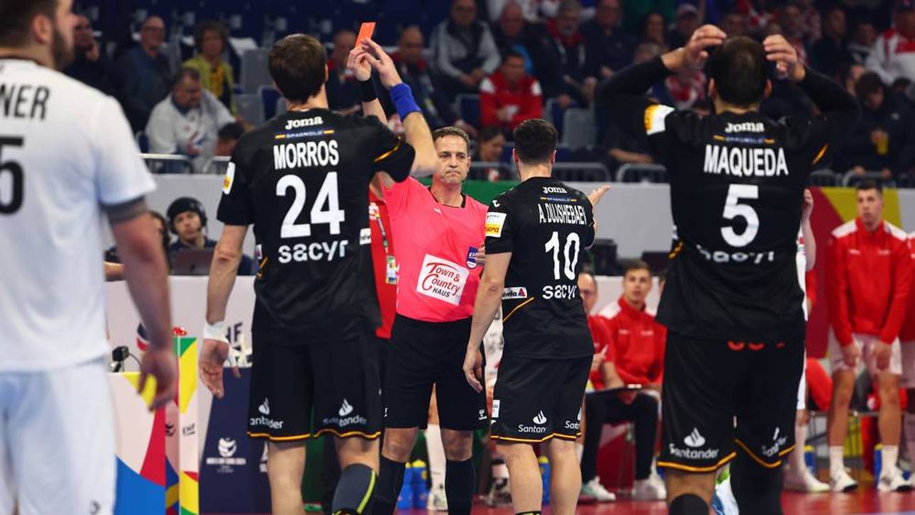 Umstrittenes Rot bei EM-Sensation