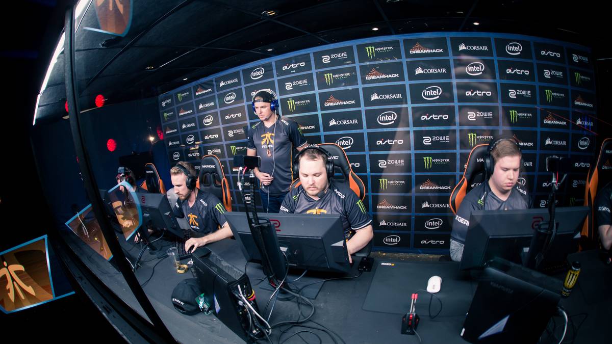 7. Platz: Fnatic hat nach wie vor ein starkes Lineup und kann oft überzeugen. Lediglich die großen Erfolge blieben in letzter Zeit aus