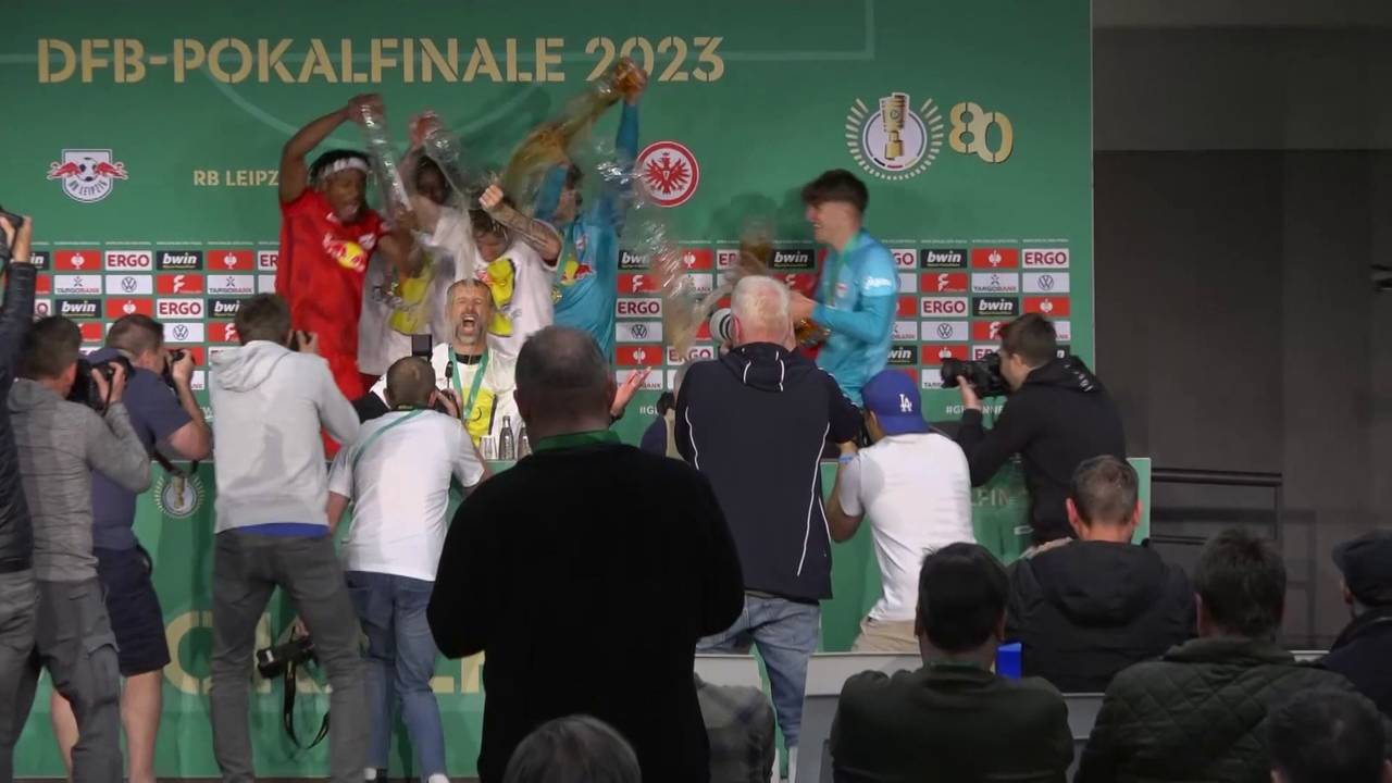 Tausende feiern Leipziger Helden