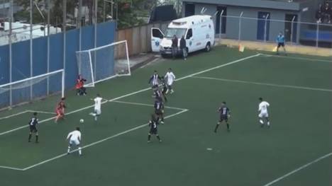 Neymar wurde beim FC Santos ausgebildet und zum Superstar geformt. Jetzt zauberte die U13 seines Jugendvereins genau so wie der Superstar.